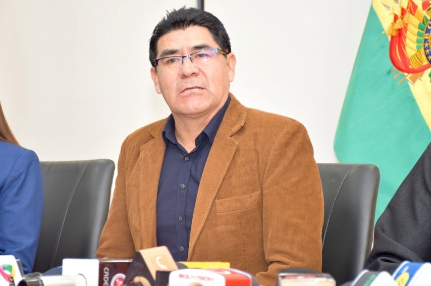 Ministro de Educación instruye a las direcciones departamentales asumir medidas de contingencia frente a la coyuntura actual del país
