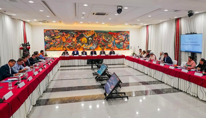 Montes advierte sobre crisis 'dramática' por emergencia climática y financiera