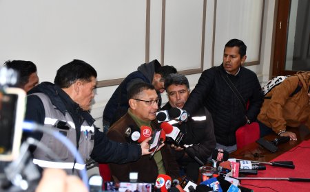 Gobernador Oscar Montes llama a priorizar el bienestar del país por encima de intereses partidarios