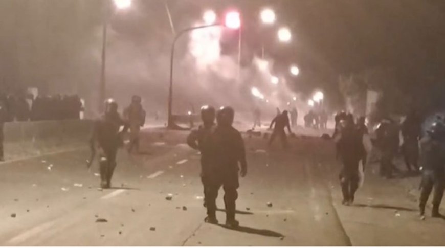 Violentos enfrentamientos con sectores ‘evistas’ en Cochabamba dejan 11 policías heridos