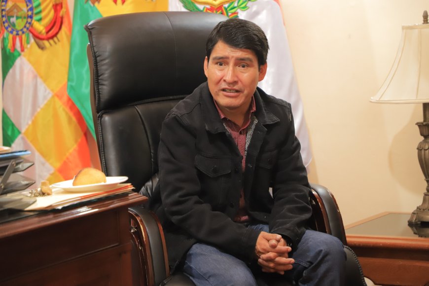 Un Grave Accidente dejo al Gobernador de Chuquisaca en terapia intensiva con diagnóstico reservado.