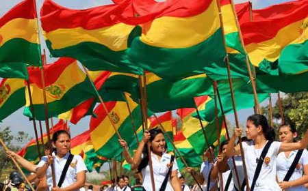 Gobierno declara feriado nacional el 6 y 7 de agosto por el Bicentenario de Bolivia.