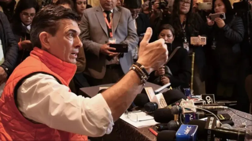 Rodrigo Paz agradece apoyo sin condiciones de Tuto Quiroga en la Asamblea
