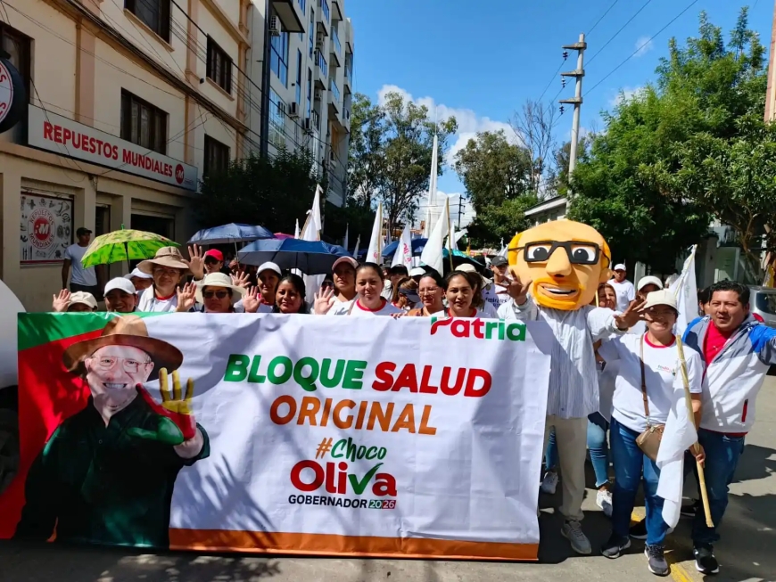 Banderazo de la Alianza Patria reunió a militantes y simpatizantes en Tarija.