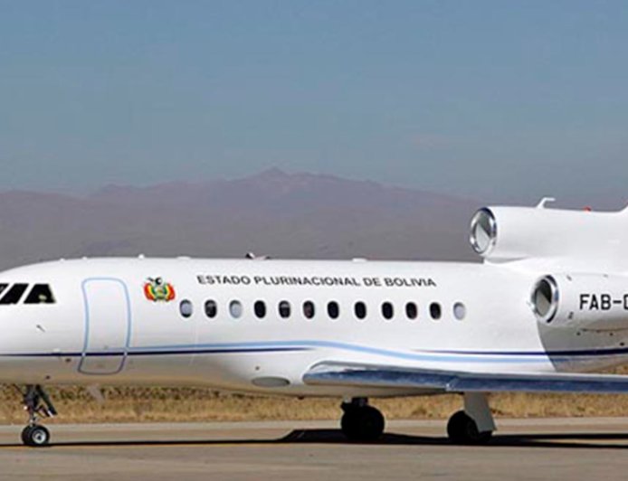 'Fallas inusuales' en el avión presidencial retrasan viaje de Rodrigo Paz a Miami.