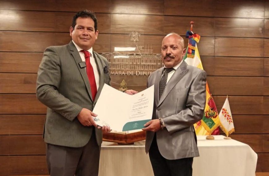 Heby Ponce de León asume como vocal del TED Tarija y se completa la Sala Plena