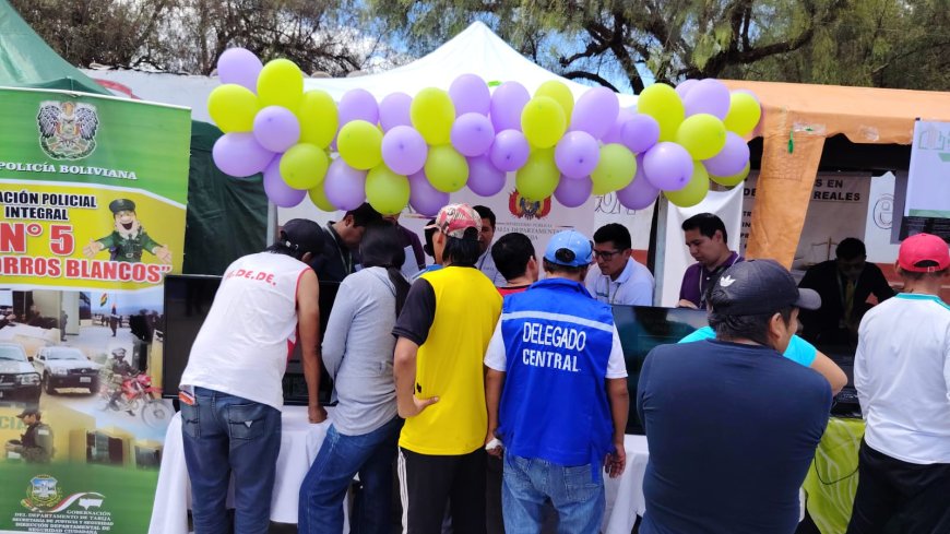 Feria informativa en el penal de Morros Blancos sobre servicios del sistema de justicia.