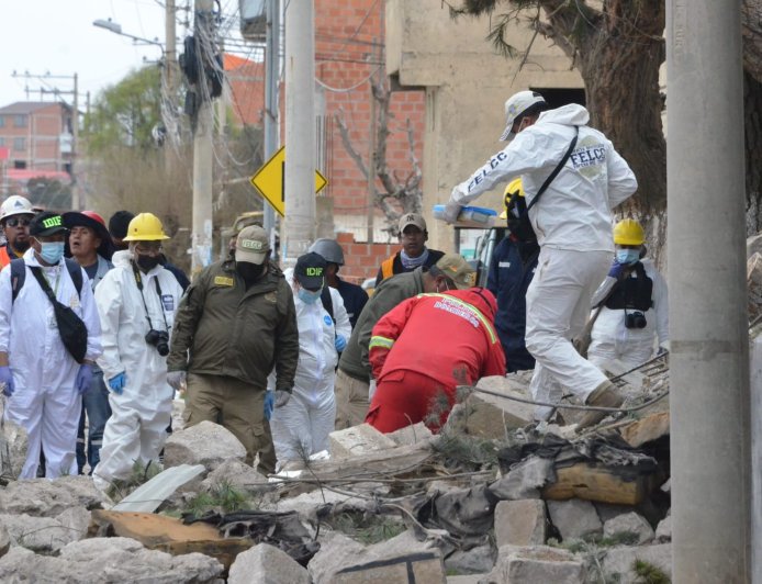Sube A Seis La Cifra De Fallecidos Por Las Explosiones En Viacha, Tres Soldados Ya Fueron Identificados