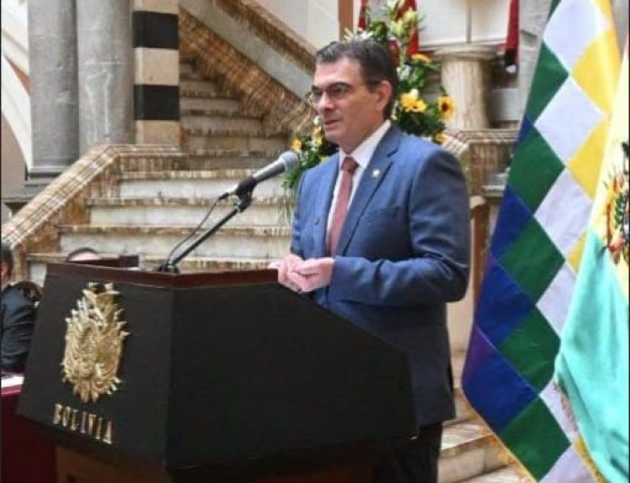 Bolivia Busca Reactivar Sus Refinerías Con Crudo Importado Para Producir Combustibles En El País