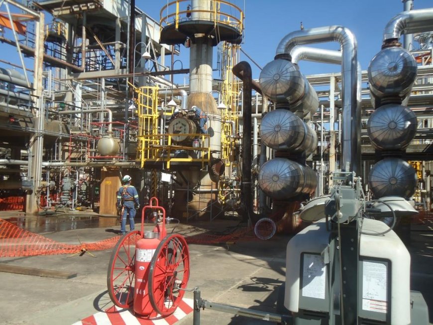 Las refinerías Gualberto Villarroel y Guillermo Elder Bell volverán a producir gasolina y diésel