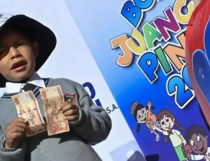 Bono Juancito Pinto de Bs 300 comienza a pagarse este lunes en Bolivia con cronograma según la cédula de identidad