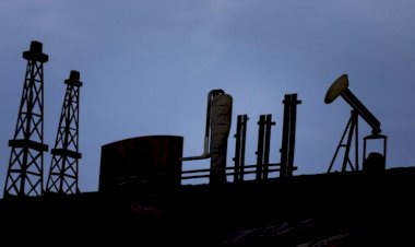 El precio del petróleo WTI se desploma y por primera vez en la historia se cotiza debajo de cero dólares