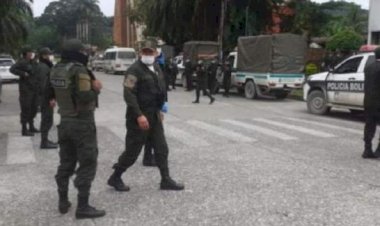 Gobierno, Gobernación y cocaleros acuerdan el ingreso de policías al Chapare