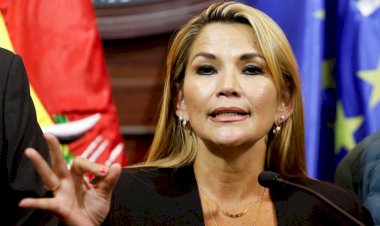 Áñez ahora pide una jornada de "ayuno y oración" para vencer la pandemia en Bolivia