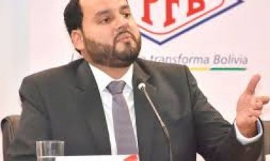 Aparece Soliz, dice que no renunció y pide que lo investiguen