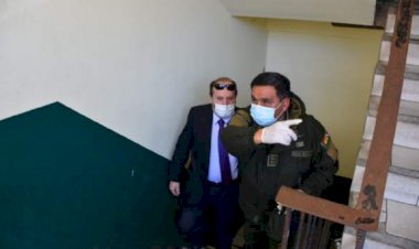 Aprehenden al ministro de Salud por la compra de respiradores