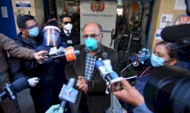 Exministro Cruz acudió a declarar a la Fiscalía por el caso respiradores