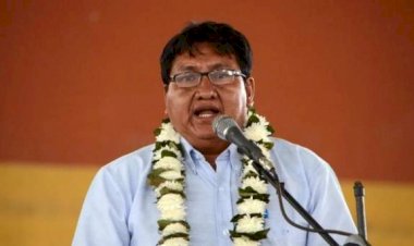 Alcalde que dijo que el coronavirus era un "invento" muere con Covid-19