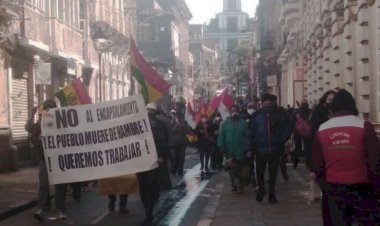 Marcha de protesta en Tarija rompe la cuarentena, exigen bonos y autorización para trabajar