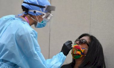 Dos viceministros y tres funcionarios de Presidencia dan positivo al Covid-19