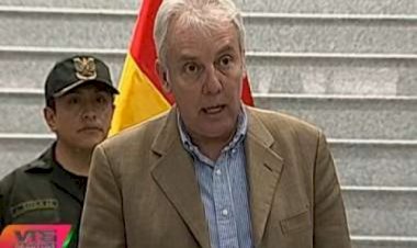 Ministro Díaz se ausenta por salud; Arias entra en su reemplazo