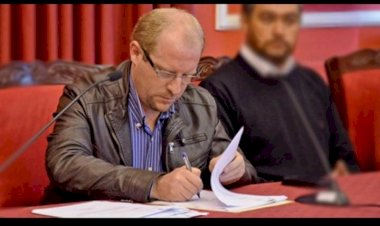 Oliva propone reducir salarios de Gobernador y Asambleístas para crear fondo de ayuda