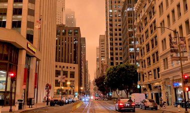 Cielos anaranjados y negros, y 7 muertos: la pesadilla que vive EEUU
