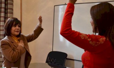 Gobierno denuncia a exministra del MAS por uso de Editorial del Estado para campaña