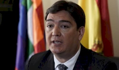 Procurador denuncia que Murillo no entregó información sobre compra de gases