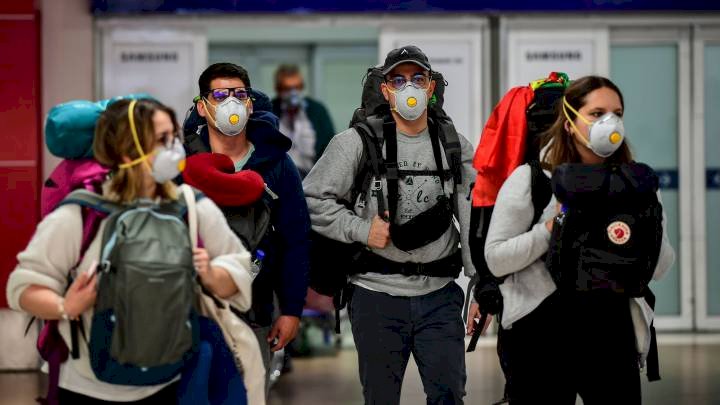 En Argentina suben a 301 los casos de coronavirus y el Gobierno analiza ampliar cuarentena