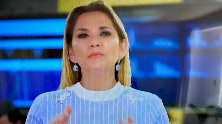 Áñez anuncia el pago de la canasta familiar (400 Bs ) desde este viernes
