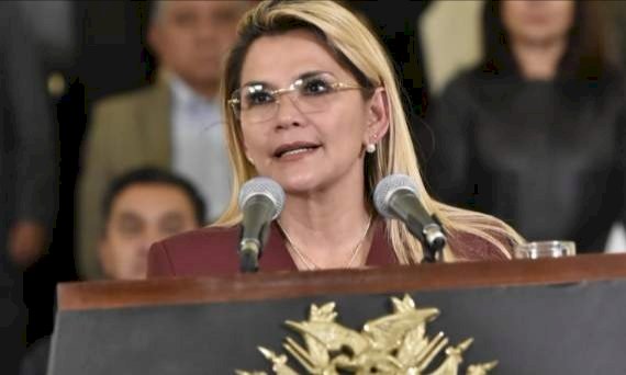 Presidenta y ministros donarán 50% sus sueldos para afectados por el Covid-19