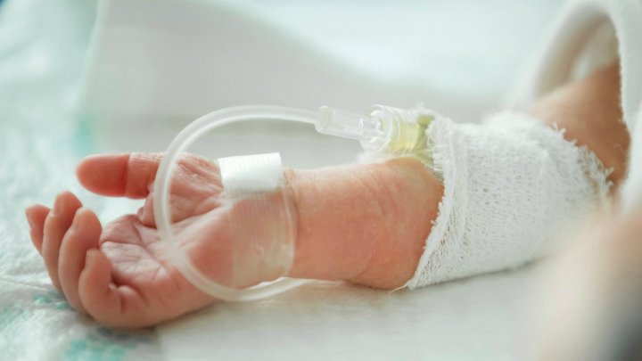 Una mujer en Tarija es investigada por apuñalar a su hija de 4 meses de edad