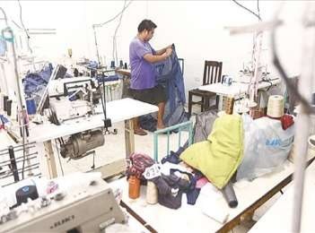 Gobierno reglamenta créditos para microempresas y pago de salarios de trabajadores