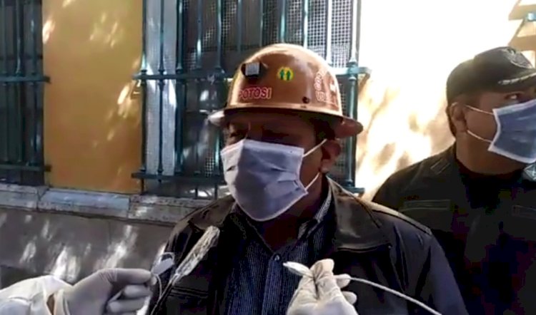Exministro de Minería denuncia imposiciones y negociado de concesiones en la AJAM