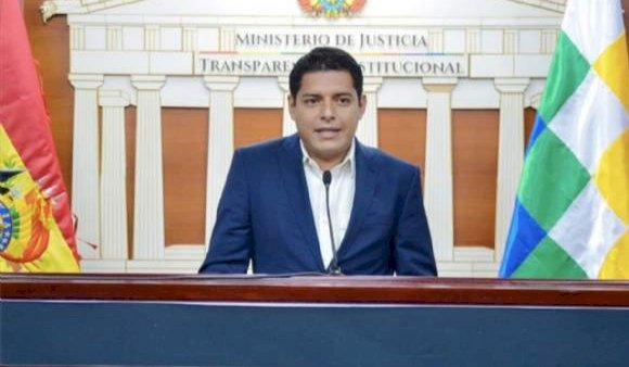 El Gobierno congela el 50 por ciento restante del pago de 170 respiradores