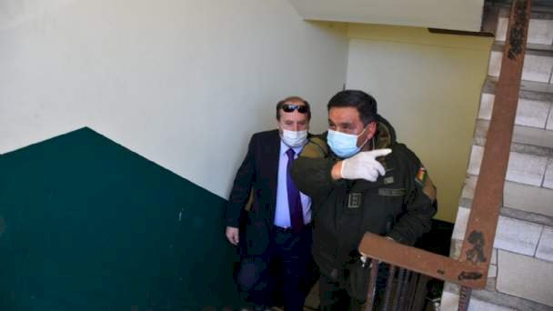 Aprehenden al ministro de Salud por la compra de respiradores