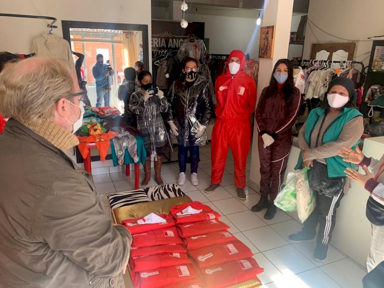 Productores locales abastecen con material de bioseguridad en Tarija