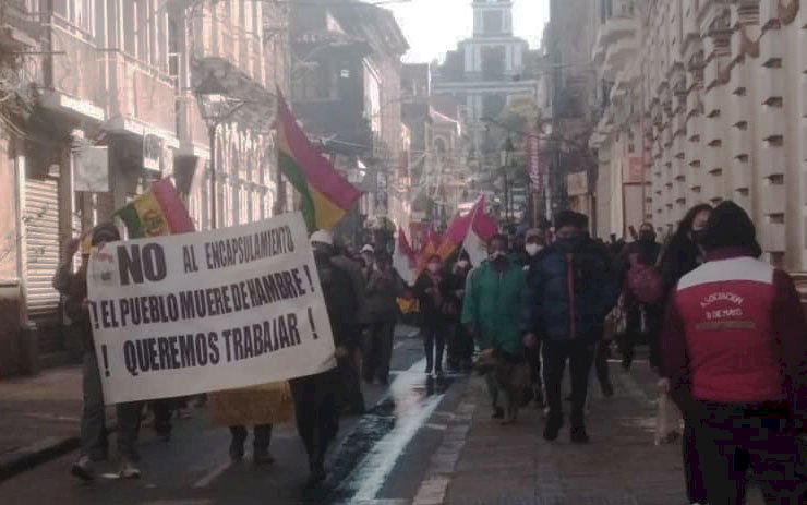 Marcha de protesta en Tarija rompe la cuarentena, exigen bonos y autorización para trabajar