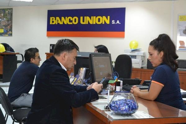 Personas con deudas bancarias podrán acceder al crédito ’1, 2, 3′, asegura el Gobierno