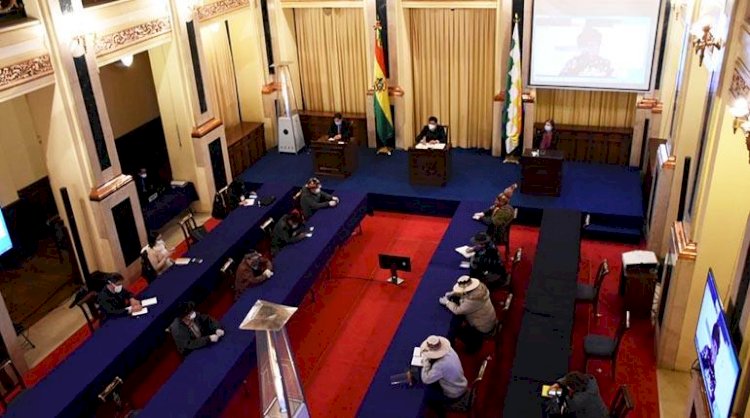 Fracasa diálogo del TSE con la COB por desacuerdo en fecha de comicios