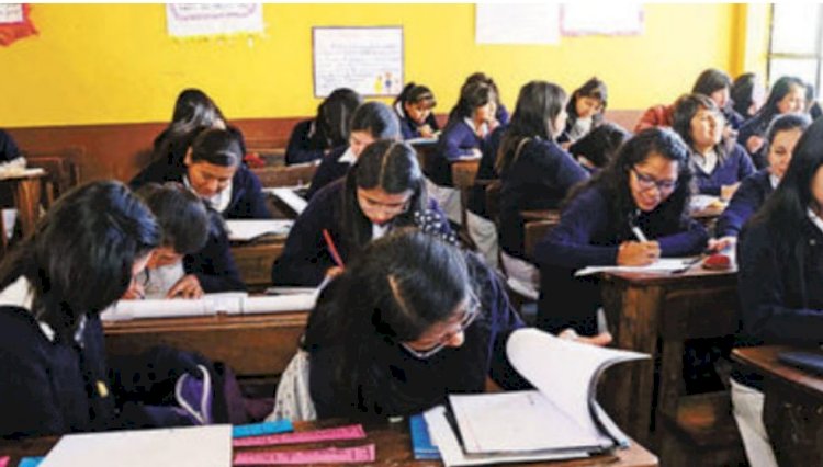 Sala Constitucional deja sin efecto resolución ministerial que clausura el año escolar