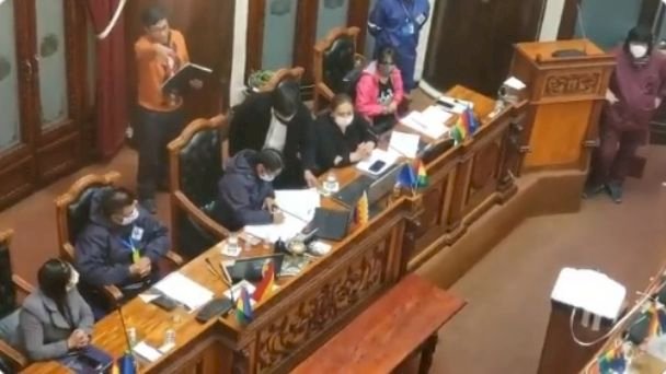 Copa promulga tres leyes: de alquiler, donación de plasma y atención gratuita en clínicas
