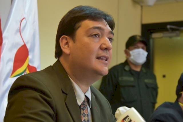 Áñez destituye a Procurador Cabrera que acusó a Murillo de privatizar ENDE